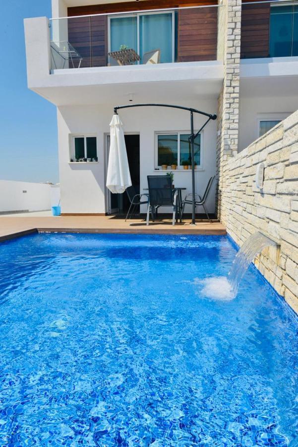 Melanos Residence 2 Bdrm Townhouse With Private Pool Χλώρακα Εξωτερικό φωτογραφία