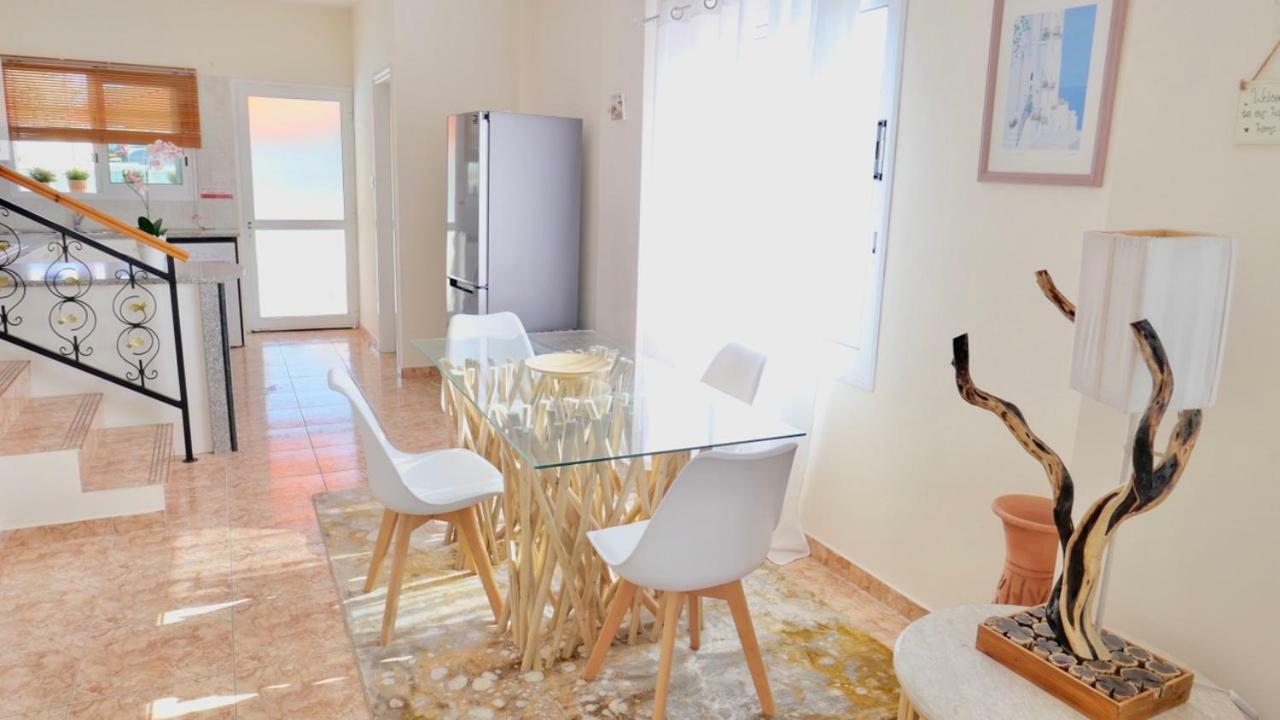 Melanos Residence 2 Bdrm Townhouse With Private Pool Χλώρακα Εξωτερικό φωτογραφία
